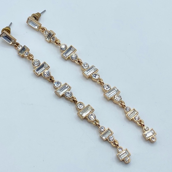 Long Gold Tone Faceted Rhinestone Dangle Drop Earrings Wedding Bridal Preppy - Picture 1 of 5